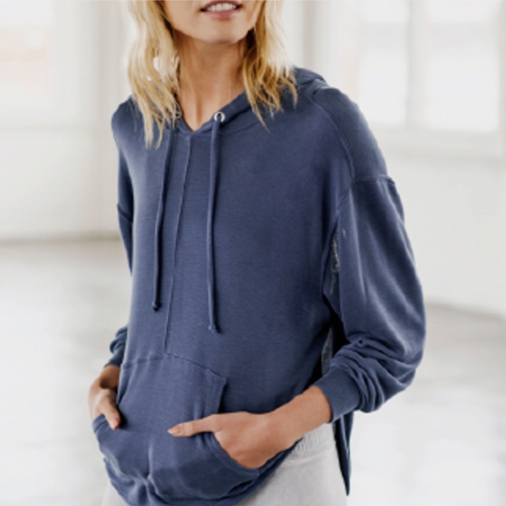Free people activewear. Cutout sweatshirt